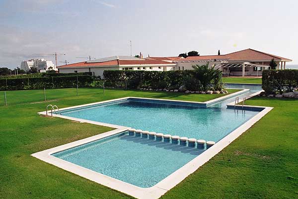 exterior-piscines-comunitarias-03-600